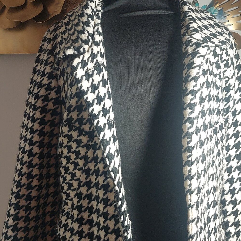 Jacket - Picture 5 of 5